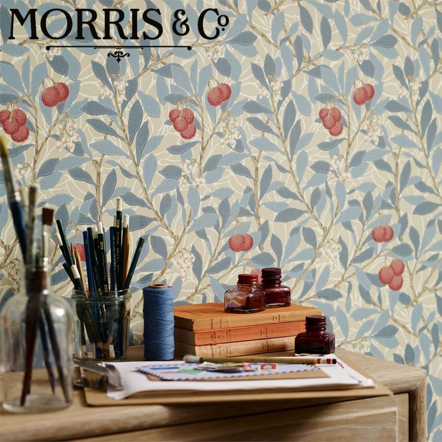 ウィリアムモリス 壁紙 アービュータス Arbutus Morris ブルー Diy 工具 グリーン 輸入壁紙 壁紙 イギリス製 シノワズリ 壁紙 草 木 果物柄 インテリアショップ デコール