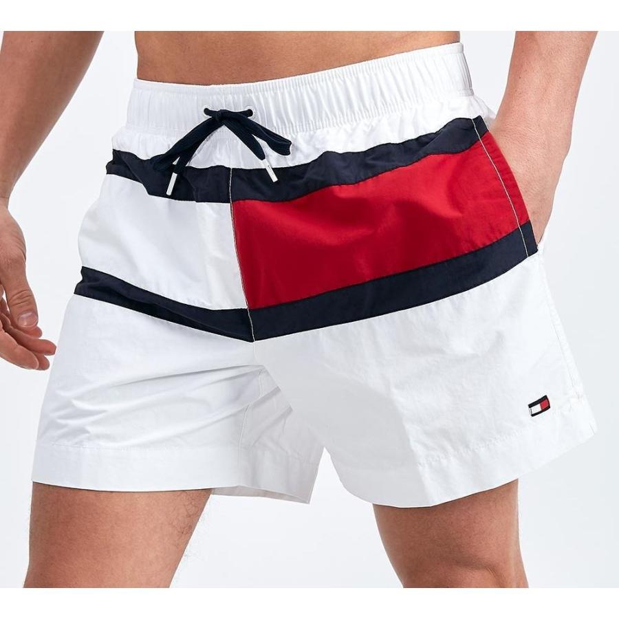 トミー White ヒルフィガー Flag Tommy Hilfiger Swim ファッション メンズ 海パン 水着 ビーチウェア Core Flag Swim Short White Sh5 4021000 030 フェルマート Fermart ホビー