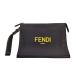  Fendi клатч Flat тонкий 7VA491 кожа черный оттенок желтого прекрасный товар модные аксессуары [ подлинный товар гарантия ]