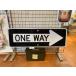  load автограф ONE WAY E с другой стороны через line дорога опознавательный знак подлинный товар капот грузовик кухня машина дисплей America смешанные товары импорт смешанные товары California metal автограф E162