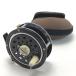 ** PFLUEGER Medalist 1494 1/2 #7 fly reel катушка с футляром немного царапина . загрязнения есть 