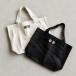  mezzo n лисица сумка большая сумка MAISON KITSUNE двойной лиса head большая сумка DOUBLE FOX HEAD PATCH TOTE BAG Anne тигр сиденье / ecru 2026 осень-зима новый продукт 