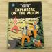  за границей комикс [ Tintin. приключение английская версия EXPLORERS ON THE MOON( soft покрытие )] THE ADVENTURES OF TINTIN месяц мир . осмотр иностранная книга 