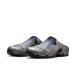 NIKE SU26 NIKE CLOGPOSITE металлик темно-серый / черный - металлик серебряный IR5919-044