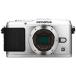 OLYMPUS беззеркальный однообъективный PEN E-P3 корпус серебряный E-P3 BODY SLV