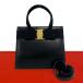�� ���i Salvatore Ferragamo  �T�����@�g�[���t�F���K�� ���@�����{�� ���U�[ 2way �V�����_�[�o�b�O �n���h�o�b�O �u���b�N 84957