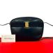 �� ���i Salvatore Ferragamo �T�����@�g�[���t�F���K�� ���@�����{�� ���� �J�[�t ���U�[ �{�v �V�����_�[�o�b�O �l�C�r�[ 24887