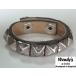WENDY'Swenti-z стандартный Англия производства 1-Row Small Pyramid Stud Wrist Band 1 полосный маленький стойка mid заклепки напульсник (SV/BK)