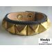 WENDY'Swenti-z стандартный Англия производства 1-Row Large Pyramid Stud Wrist Band 1 полосный Large стойка mid заклепки напульсник (GOLD/BK)