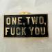 SUPREME Supreme 23SS One Two Fuck You Pin булавка значок черный стандартный товар / 41199