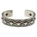INDIAN JEWELRY индеец ювелирные изделия Stamp Bracelet by Calvin Martinez Navajo группа кальби n Martin s браслет серебряный 