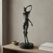 .. фигурка скульптура Mini maru структура форма скульптура .. литье железный корпус мрамор подставка устойчивость установка автономный украшение пространство акцент тихий .. атмосфера настоящее время ощущение living. полки . применение 