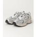 �uNew Balance�v ���[�J�b�g�X�j�[�J�[ 23cm �V���o�[ ���f�B�[�X