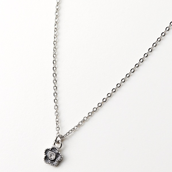 マリークヮントラメエポビジューデイジー ネックレスの商品画像