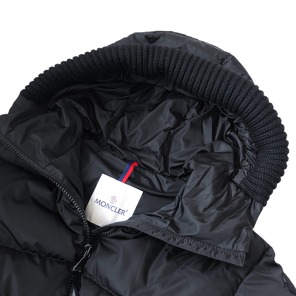  Moncler пуховик Kids девушки CHALAIN 1C00006 54155 999 черный 