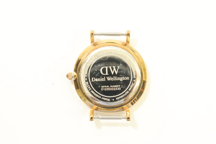 [ б/у ]Daniel Wellington женские наручные часы -- CLASSIC B28R Daniel Wellington -- золотой Gold Logo 