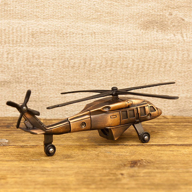 アンティーク調 鉛筆削り ヘリコプター 手動 えんぴつ削り かわいい おしゃれ えんぴつけずり 鉛筆けずり アンティーク 雑貨 男の子 おもちゃ Aki333 癒しグッズ専門店 なごみ 通販 Yahoo ショッピング