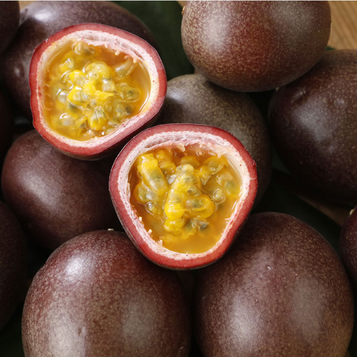 . pesticide with translation passionfruit 2.8kg Okinawa production direct delivery from producing area 