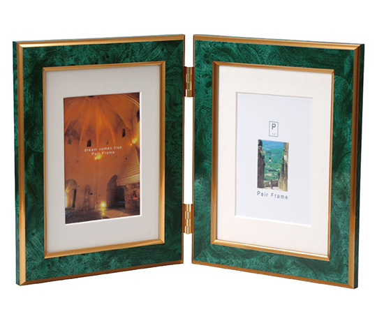 ペアフレーム 2LW タテ 101665 （エメラルド）の商品画像