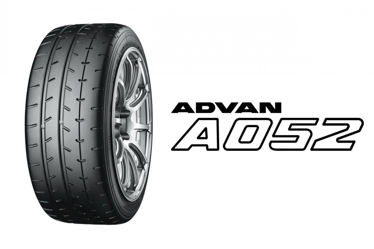 ヨコハマタイヤ ADVAN A052 195/55R15 89V XL タイヤ×4本セット ADVAN 自動車　ラジアルタイヤ、夏タイヤの商品画像