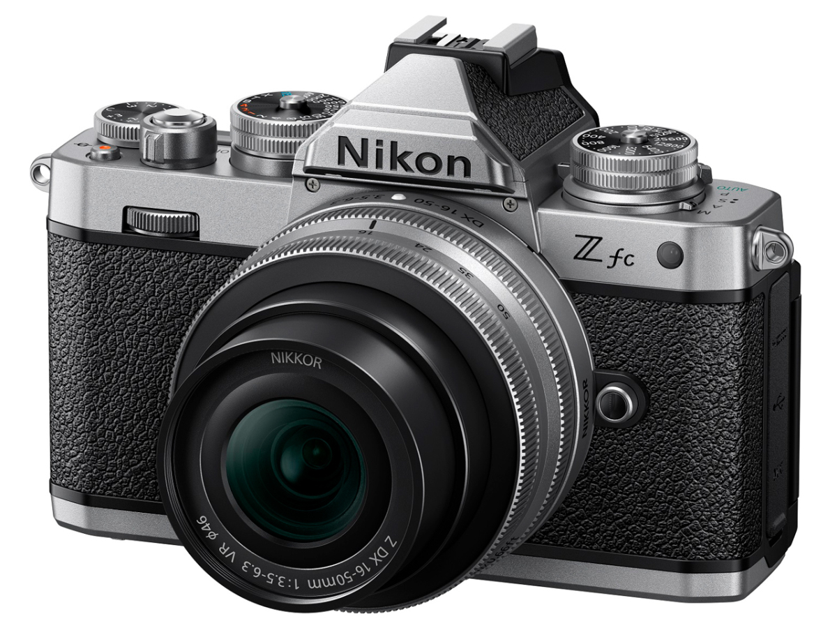 Nikon Z fc 16-50 VR SLレンズキット シルバーの商品画像