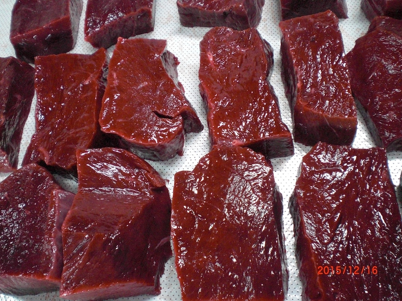 o sashimi для . hearts ( сердце .) 200g sashimi . кулинария кит кит . китовое мясо кит мясо кит .. сердце . деликатес yakiniku . структура .