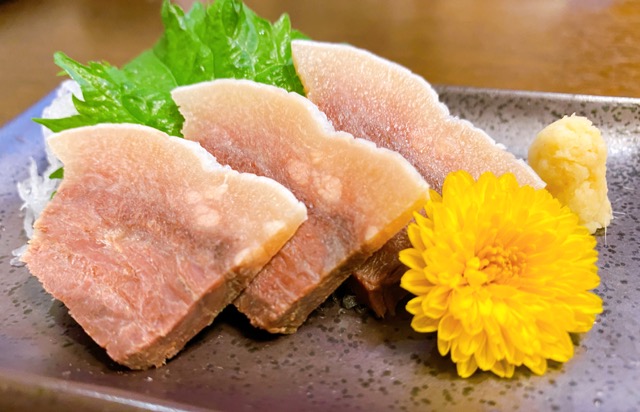  без добавок .wata( пищевод ) 100g sashimi . кулинария кит кит . китовое мясо кит мясо кит мясо .. пищевод деликатес . структура . ваш заказ идзакая бар меню 