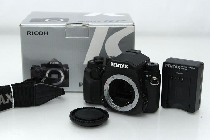 PENTAX kp 美品 レンズ2つ、バッテリー3こ PENTAX kp 美品 レンズ2つ