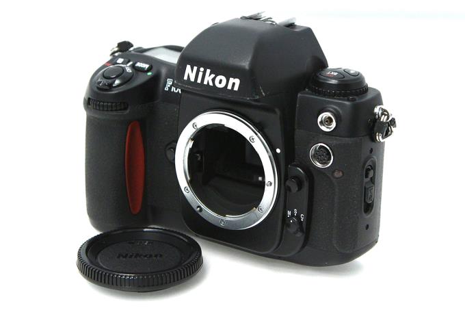 Nikon F100 ボディ本体の商品画像