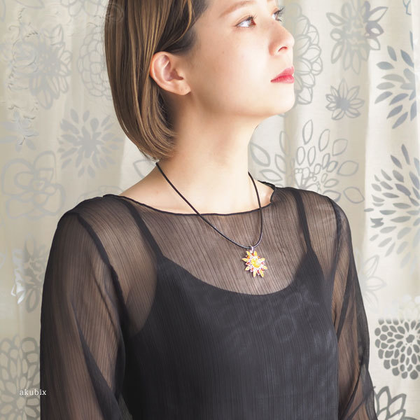天然琥珀太陽の女神シルバーチョーカー ペンダント Silver925