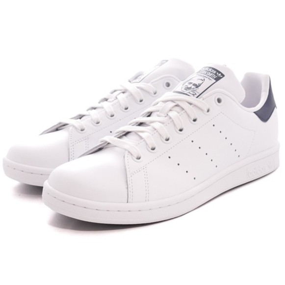 STAN SMITH "CORE WHITE" M20325 （コアホワイト/ランニングホワイト/ニューネイビー）の商品画像