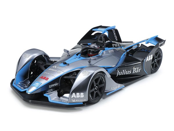 タミヤTT02シャーシメルセルスベンツ(⊙ө⊙)??? タミヤ 電動RCカーシリーズ 1/10RC 2002 メルセデス・ベンツ CLK