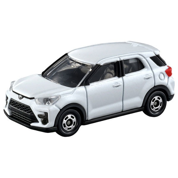 タカラトミー No.8 トヨタ ライズ （初回特別仕様） （1/18スケール