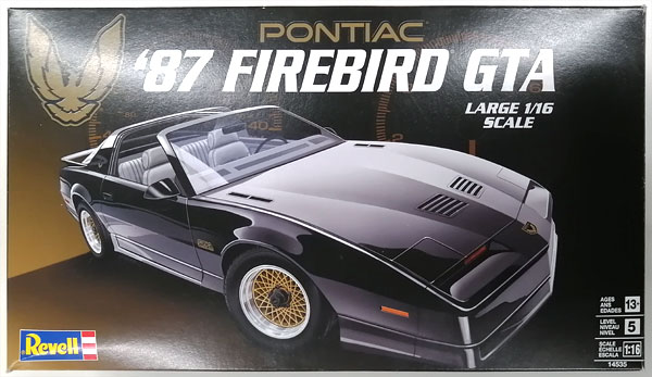 1/16 87 ポンティアック ファイヤーバード GTA プラモデル [アメリカ