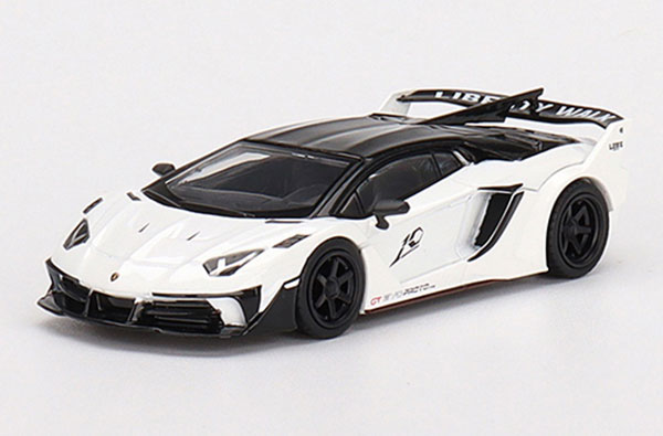 トゥルースケールミニチュアス LB-Silhouette WORKS ランボルギーニ アヴェンタドールGT EVO ホワイト （左ハンドル） （1/64スケール ダイキャスト MINI GT MGT00467-L） おもちゃのミニカーの商品画像