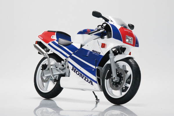 タミヤ スズキ GSX1100S カタナ （1/6スケール オートバイ No.25