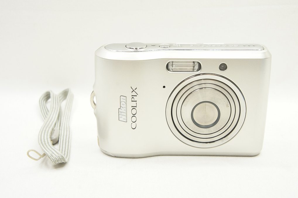 COOLPIX L16 元箱付き 動作品、現状品 COOLPIX L16 元箱付き 動作品、現状品 COOLPIX L16 元箱付き