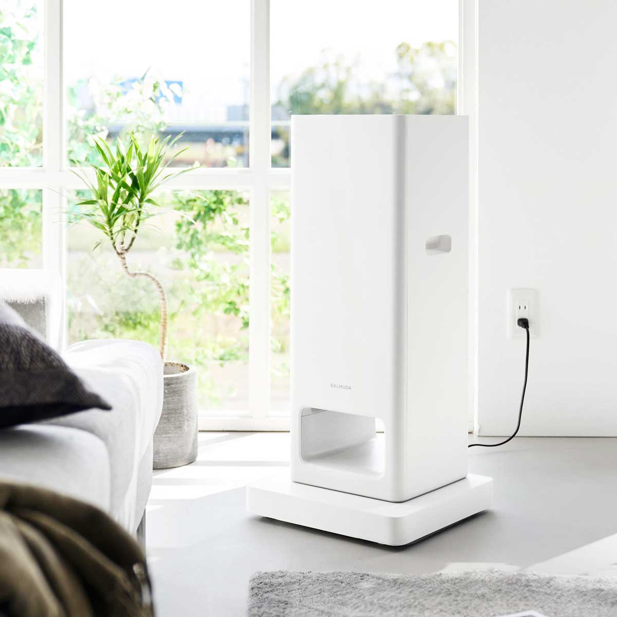 山崎実業 収納付きスチール台車 タワー 4903208103503 4903208103510 平台車 キャリーカート ドーリー コンパクト キャスター付き 薄型 おしゃれの商品画像