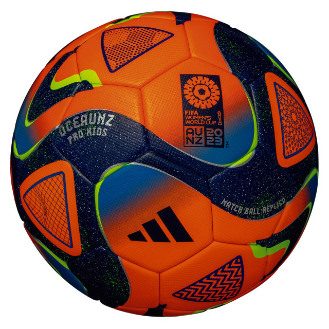 adidas オーシャンズ プロ キッズ 4号球 AF470OR （ソーラーオレンジ） サッカーボールの商品画像