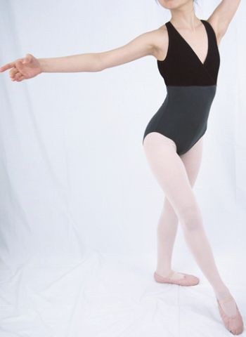  балет Leotard [ бесплатная доставка ] точка chu-ru переключатель топ на бретелях ( размер 145~160)B-223ST