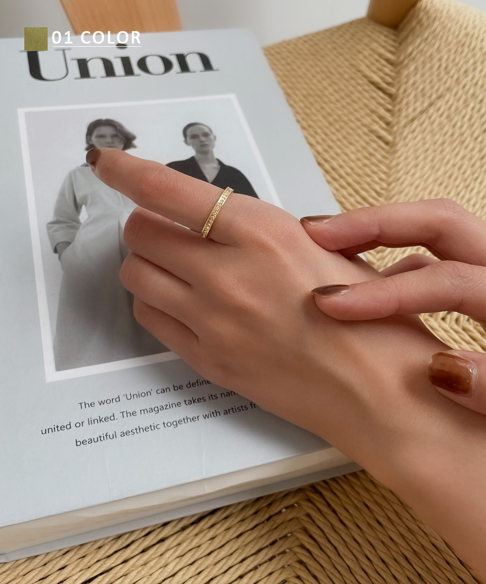 ビジュー付きリング