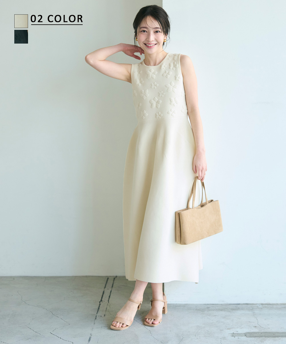 フラワーニットワンピース