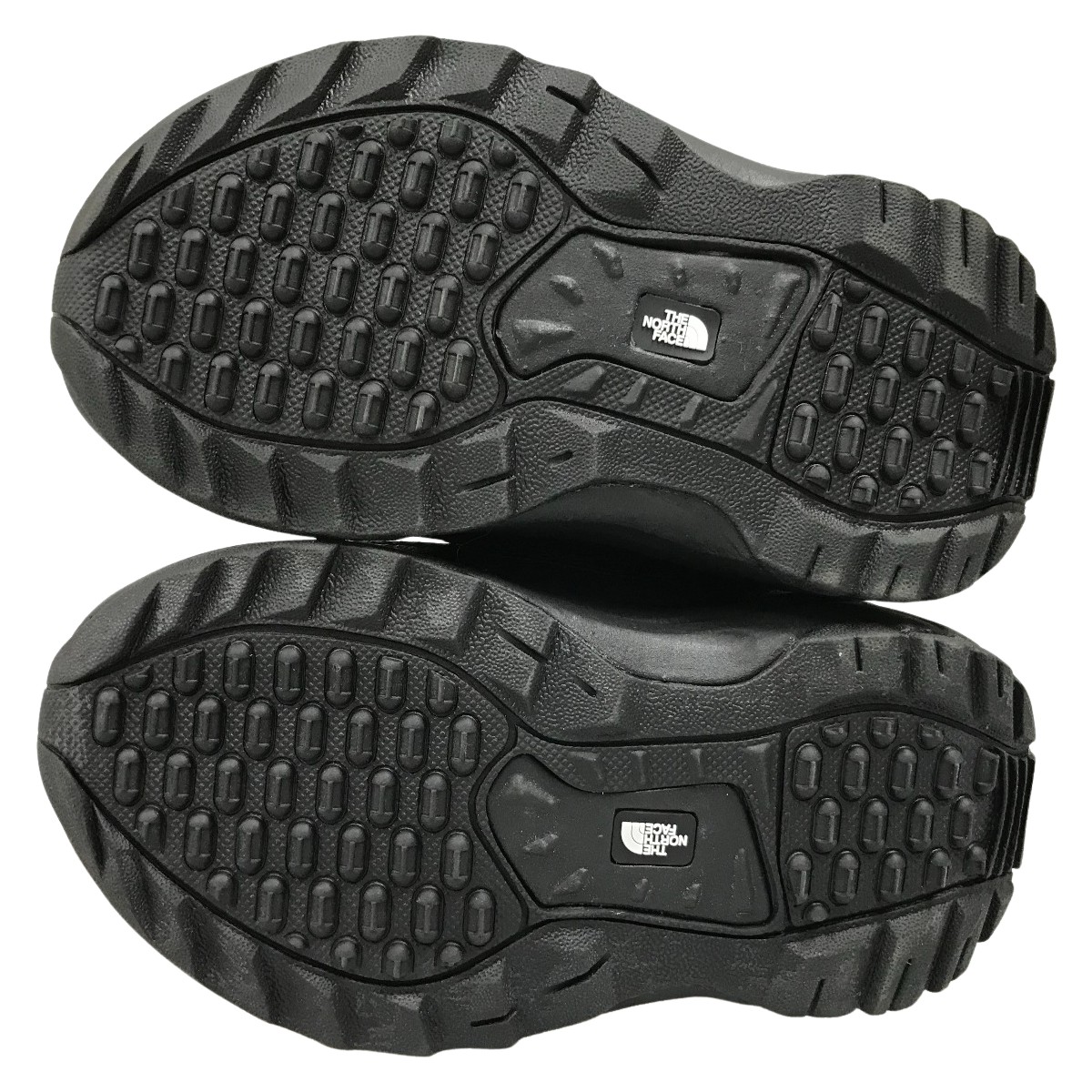 ## THE NORTH FACE The North Face Kids ботинки 14cm K Nuptse Bootie Logo Short NFJ52280 KW черный × белый заметная царапина . загрязнения нет 