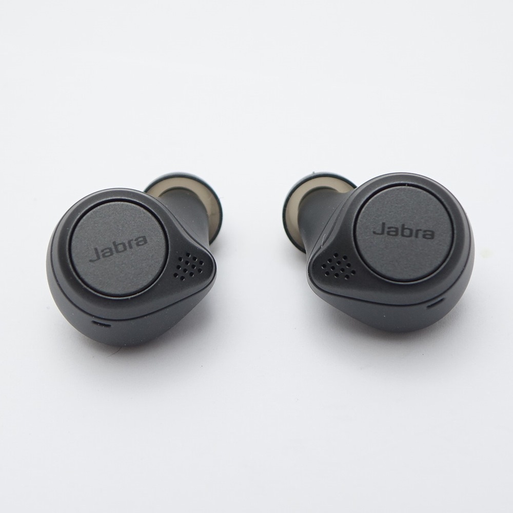 ** Jabrajabla беспроводной слуховай аппарат OTE120L черный немного царапина . загрязнения есть 