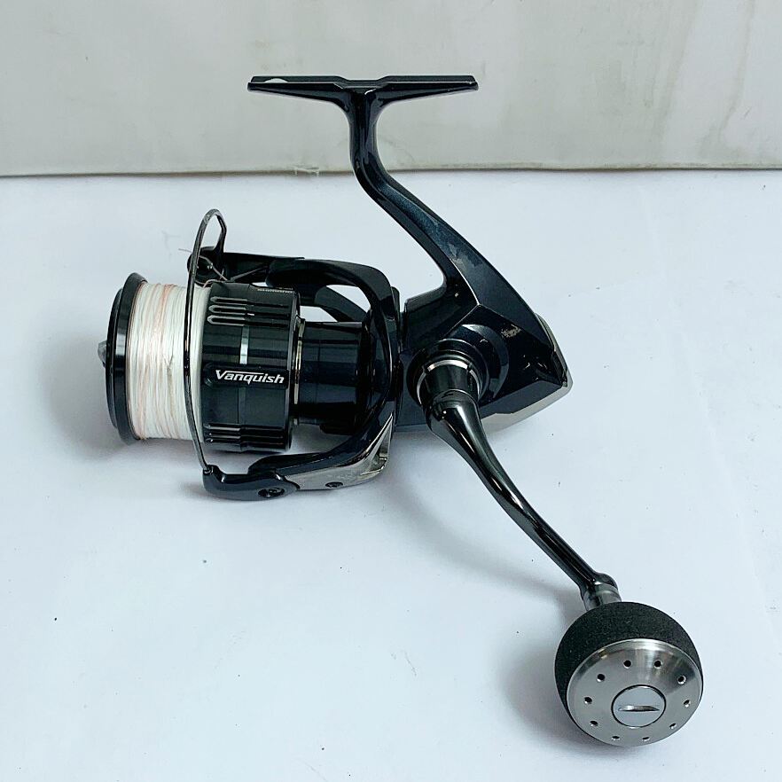 ** SHIMANO Shimano 19 vanquish C5000XG spinning reel box 03964 a little scratch . dirt equipped 