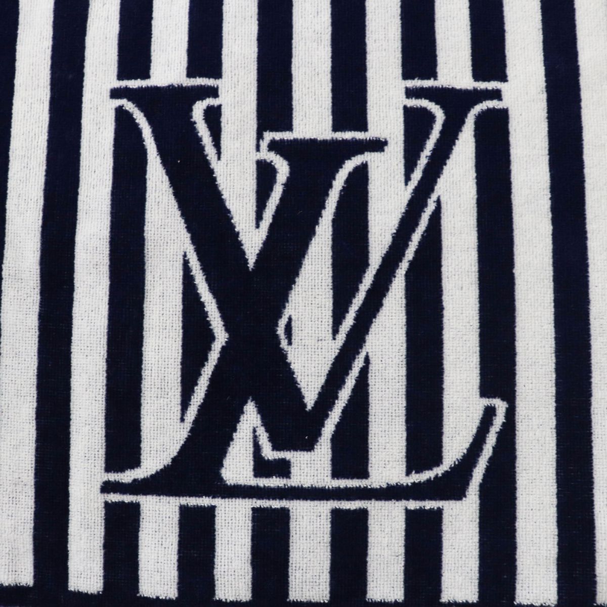  unused * regular goods made in Italy LV Louis Vuitton M77625 cell vi etoLV graph .karu large size beach towel stripe navy blue × white box * sack attaching 150×95cm