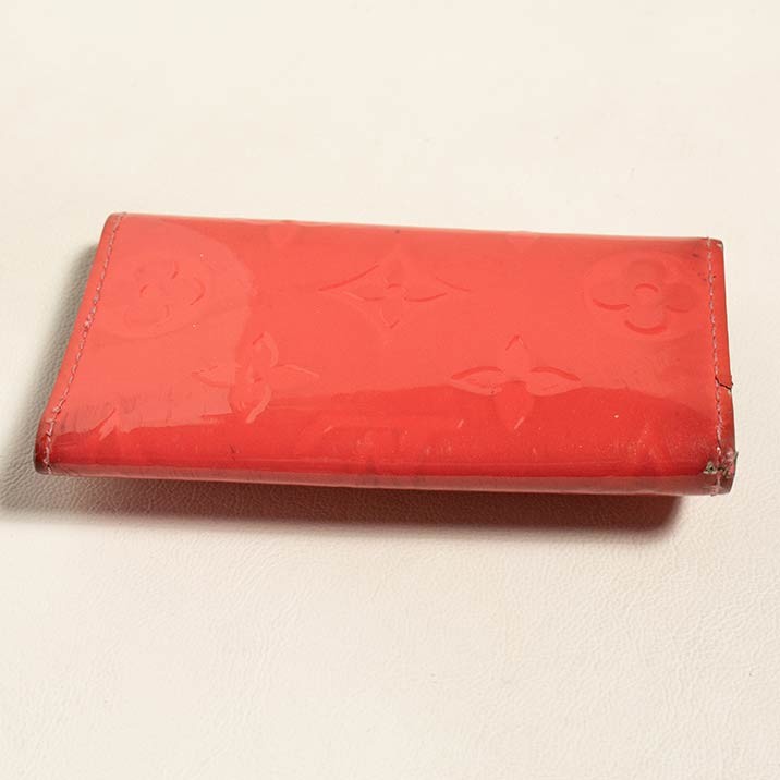 ルイヴィトン キーケース LOUIS VUITTON 破格本物 ヴェルニ ルイヴィトン キーケース LOUIS VUITTON 破格本物 ヴェルニ