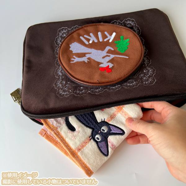  mail service OK Ghibli goods Majo no Takkyubin kiki to chocolate cake multi case Studio Ghibli gift ..jiji character .-. stylish .. pocketbook case...