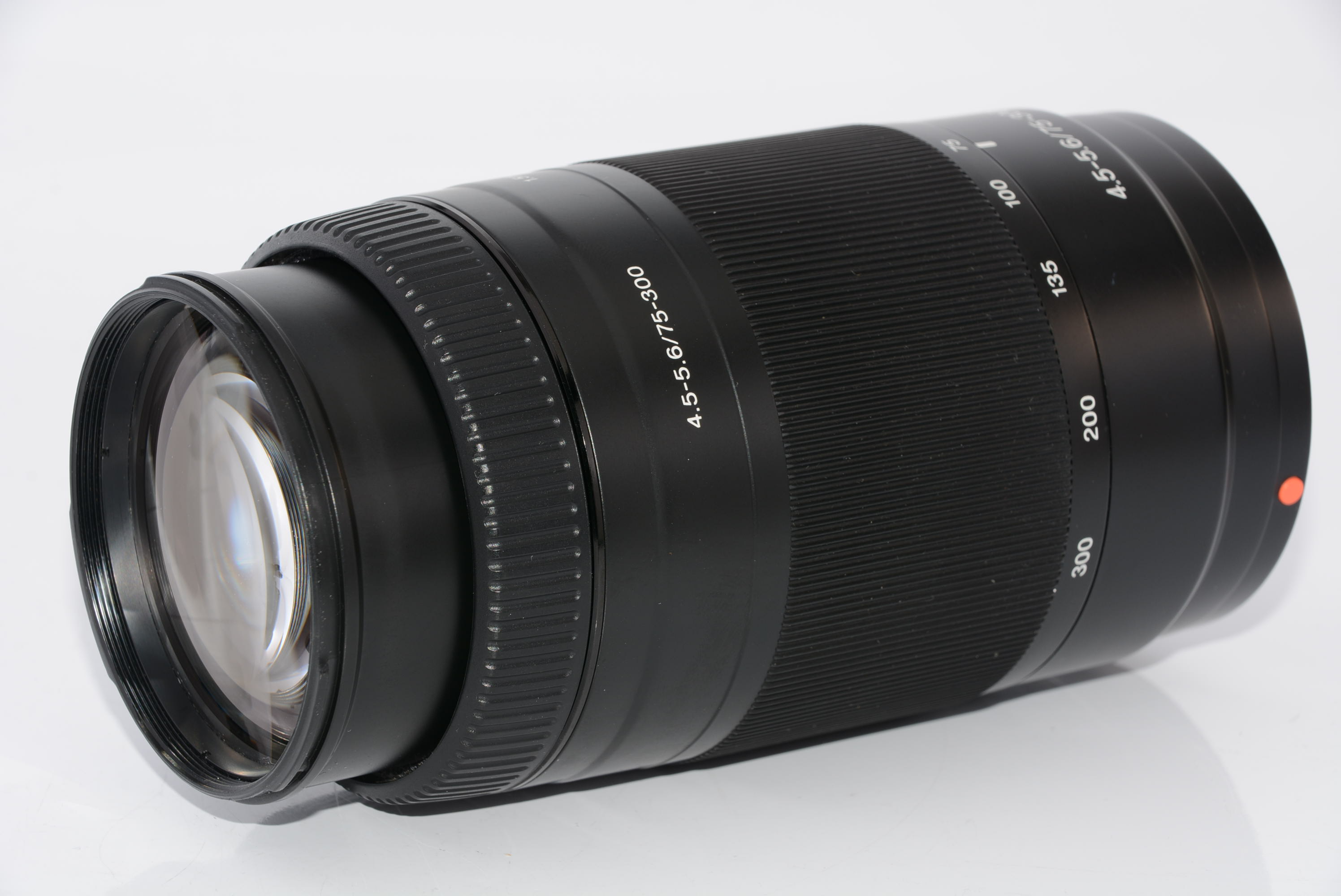 ソニー 75-300mm F4.5-5.6 SAL75300 交換レンズの商品画像
