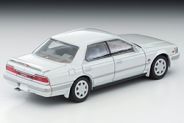 TL Vintage NEO Nissan Laurel 2500 twincam 24V Medalist V (C33) latter term type 1992 white 